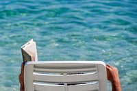 Lecture sur la plage