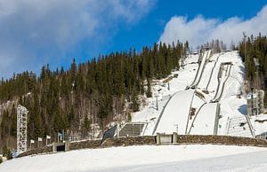 Olympische Skisprungschanzen im Schnee, Lillehammer, Norwegen