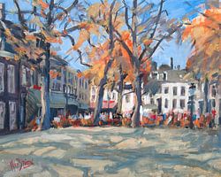 OLV Plein in warm herfstlicht met terrassen