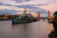 Londen - Tower Bridge en oorlogsschip HMS Belfast van Frank Herrmann thumbnail