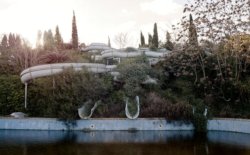 Waterpark met glijbanen  by Brecht Nolmans