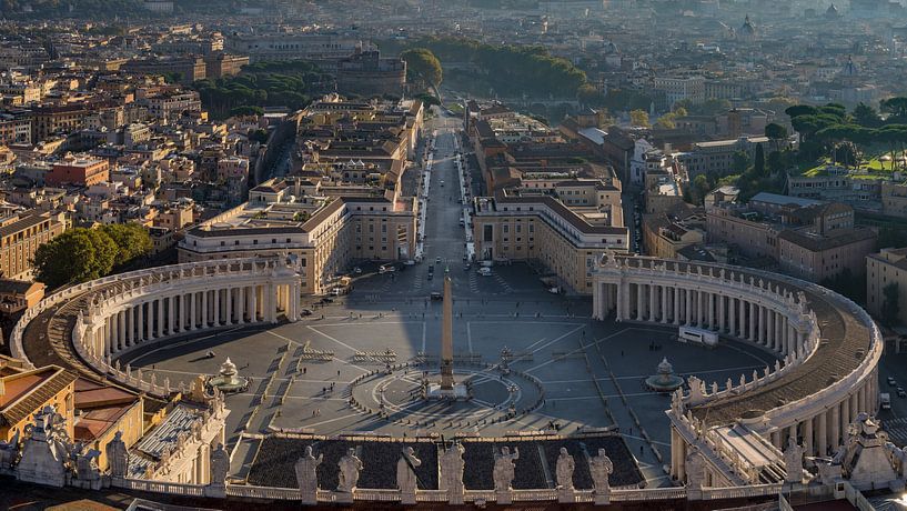 Rome, Vaticaan, uitzicht op St. Pietersplein II van Teun Ruijters