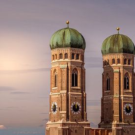 Les gardiens silencieux de Munich sur Sabine Wagner