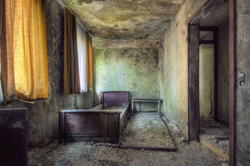 Urbex - Hotel von Angelique Brunas
