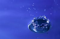 Druppel donkerblauw