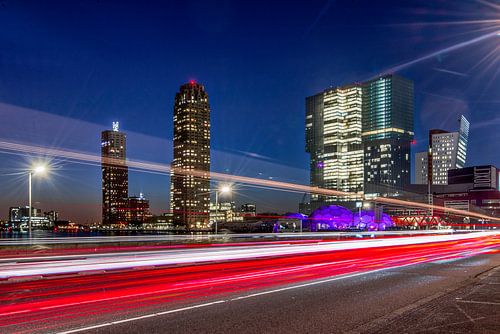 Rotterdam in beweging, zicht op de Wilhelminapier