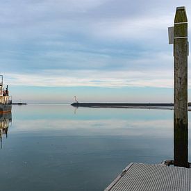 Dans le port tranquille de Terschelling sur Paul Algra