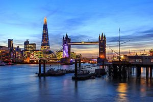 Le Skyline de Londres avec le Tower Bridge