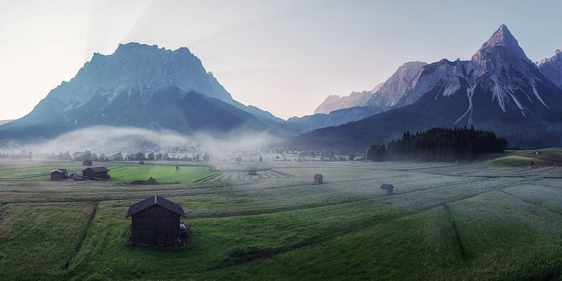 Zugspitz Arena by Martin Podt