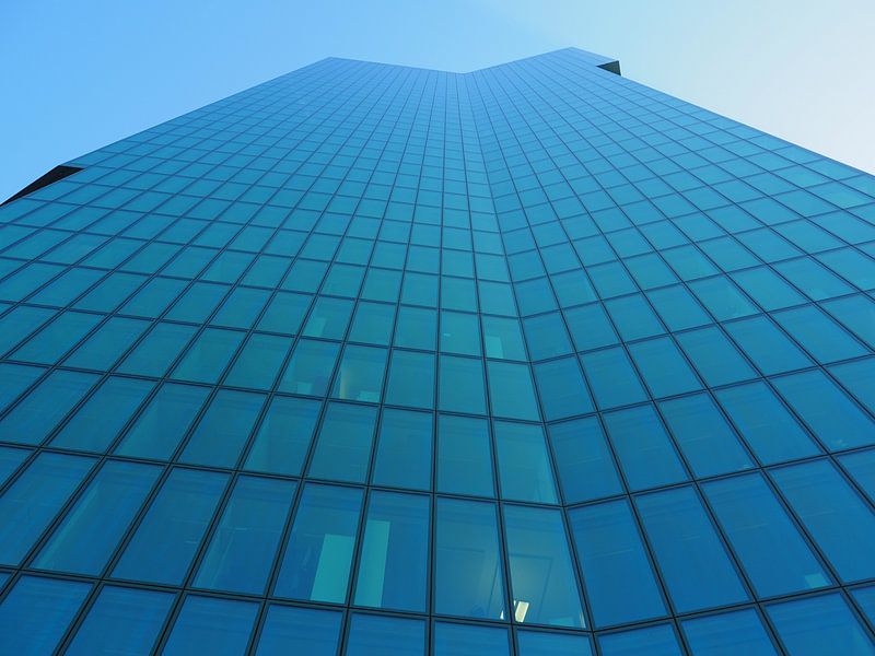 Zürich skyscraper by Huib van Wees