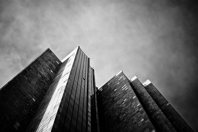 High-rise by Norbert Sülzner