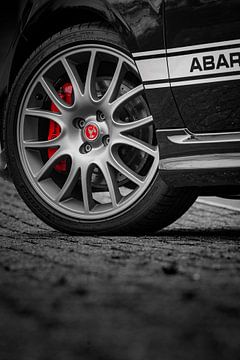 Abarth front wheel with red disc brake by Humphry Jacobs
