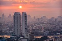 Zonsopkomst over Bangkok