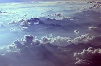 boven de wolken.