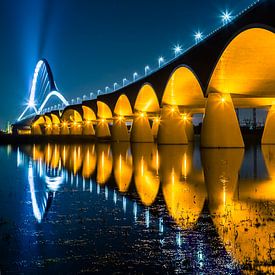 Die Überfahrt Nijmegen von Robert van Grinsven