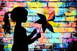 Silhouette de fille au design coloré sur Imperial Art House