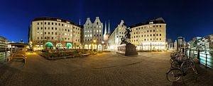 Nikolaiviertel Berlin Panorama in der blauen Stunde