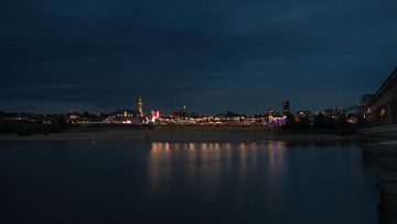 Nijmegen bij nacht van bart dirksen