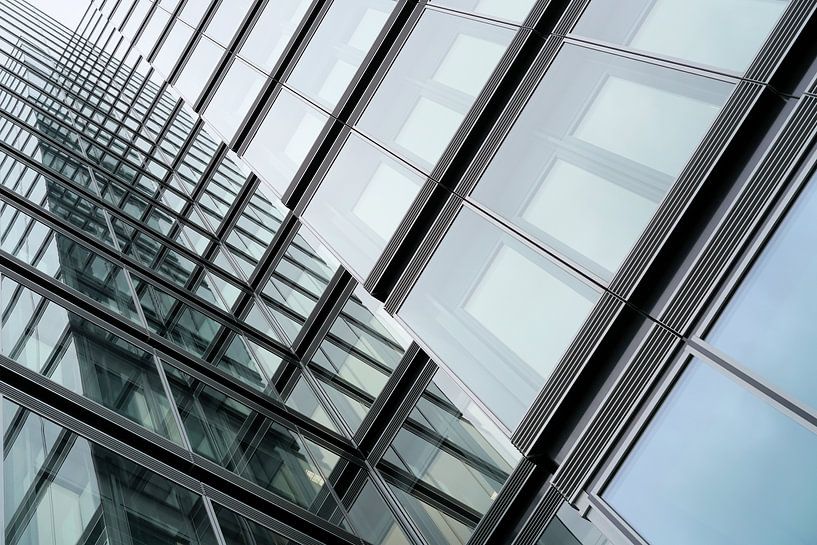 Glass facade by Heiko Kueverling