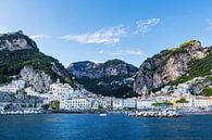 Uitzicht op Amalfi aan de Amalfikust in Italië van Rico Ködder thumbnail