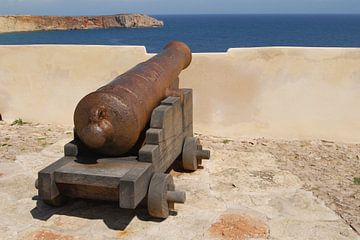 Portugees kanon op houten onderstel