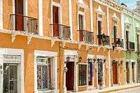 Cosy terraced houses in a southern atmosphere
