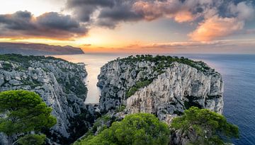 Panoramic view from Calanque d'En-Vau at sunrise