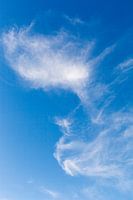 In de wolken