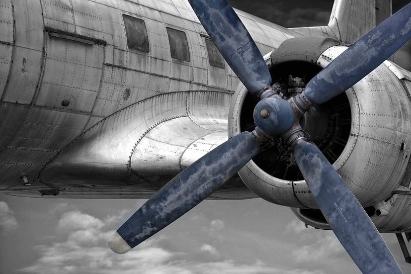the old propeller engine by Joachim G. Pinkawa