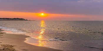 Farbiger Himmel Strand Vrouwenpolder 4