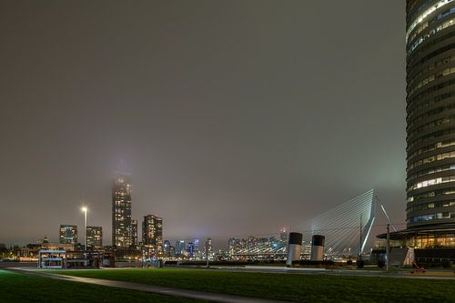 Rotterdam bij nacht