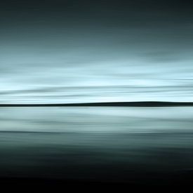 Somewhere. Horizon. by Lena Weisbek