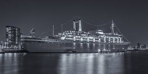 Le SS Rotterdam à Rotterdam le soir - 1