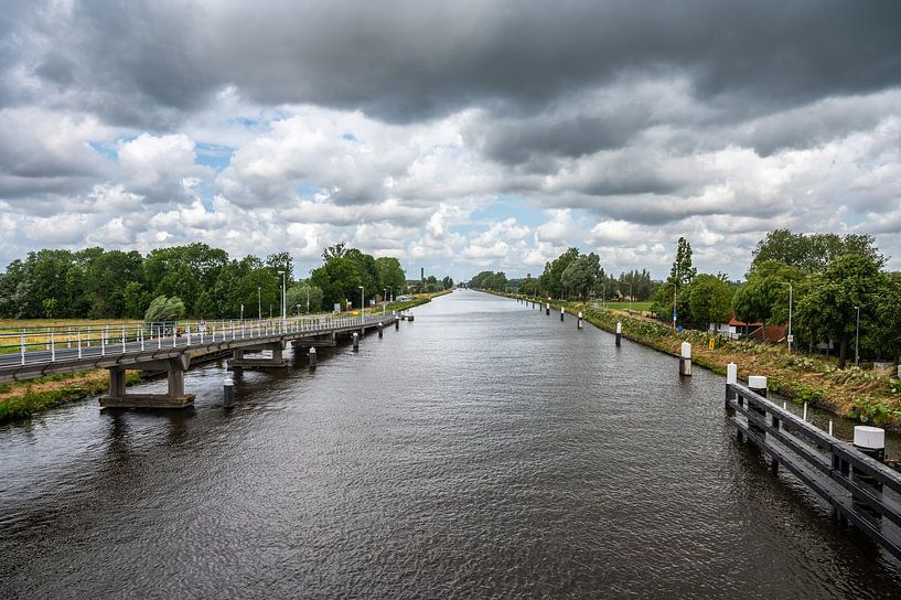 De Schie in Ruiven (Netherlands) by Werner Lerooy