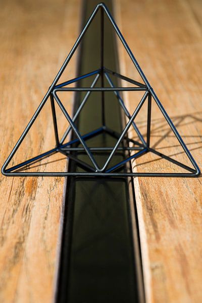 Abstract triangle by Mika Leinders