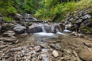 Wasserfall im Wald