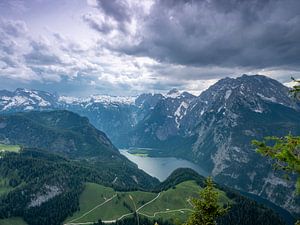 Blick auf den Königssee in den Berchtesgadener Alpen von Animaflora PicsStock