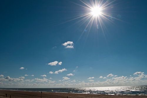 Blauw strand zee oceaan horizon | Noordwijk aan zee Nederland foto print | Kleurijk natuur fotografi