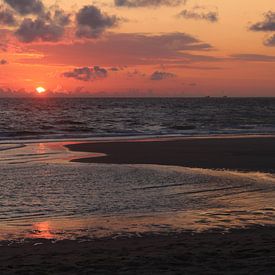 Knalliger Sonnenuntergang bei Rantum auf Sylt von Martin Flechsig