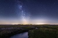 Nachtlandschap met Melkweg en Vallende Sterren: Magie aan de Hemel en op Aarde