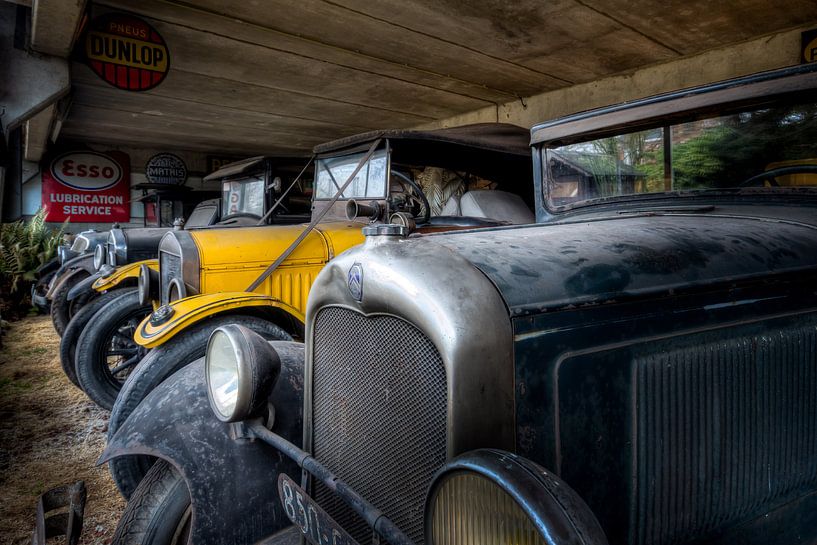 Zwart en Gele Auto's - Oldtimers van Roman Robroek
