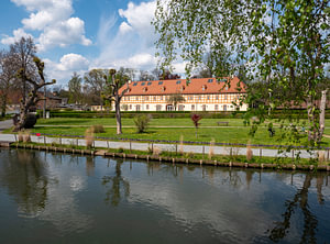 Großer Hafen von Lübbenau mit Park im Spreewald Deutschland