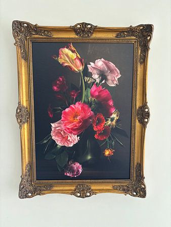 Royal Century flower still life