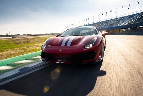 The Screaming Red Itallian