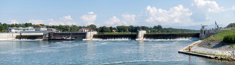 Rhine barrage Breisach / Vogelgrun by Richard Wareham