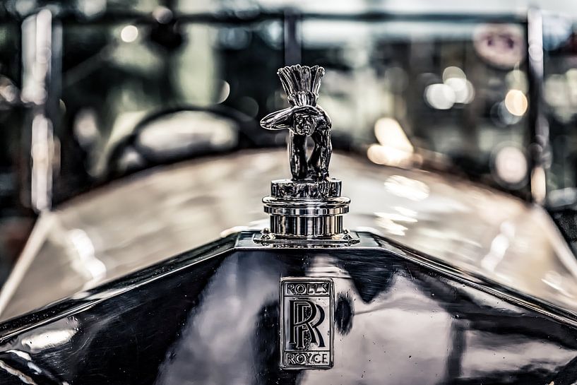 Rolls Royce met uitkijkende indiaan van autofotografie nederland