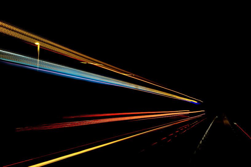 La vitesse de la lumière dans la nuit par Maikel Dijkhuis