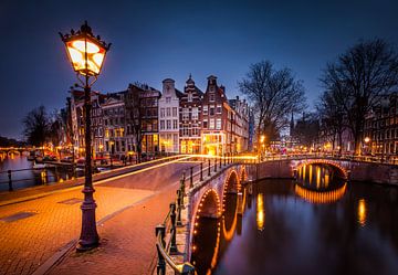 Keizersgracht Amsterdam bei Nacht von Juul Hekkens