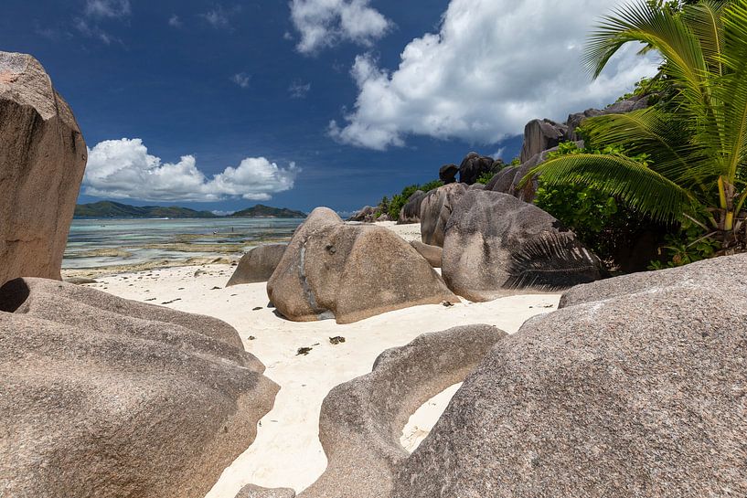 Strand auf der Seychellen Insel La Digue von Reiner Conrad