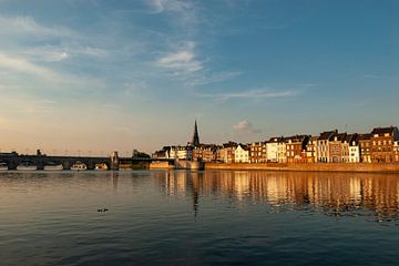 Sonnenuntergang an der Maas in Maastricht von Sjoerd van der Wal Fotografie